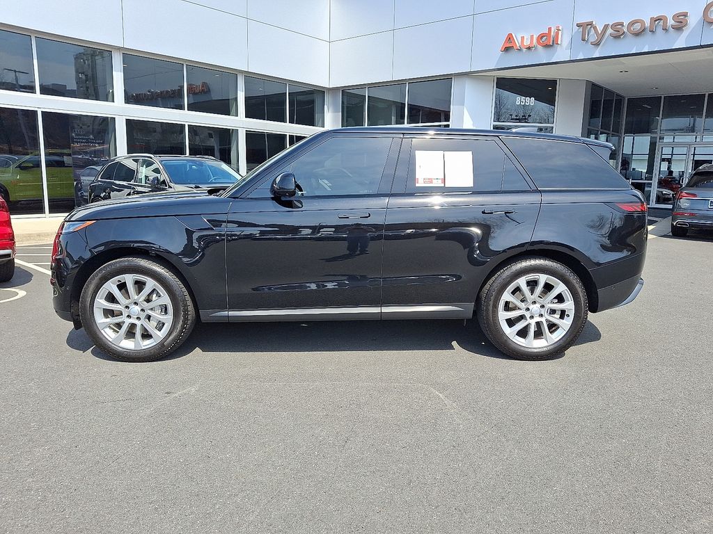 Thumbnail: 2024 Land Rover Range Rover Sport - 7