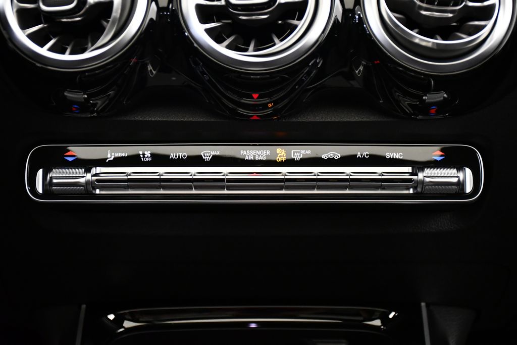 Thumbnail: 2026 Mercedes-Benz GLB - 29