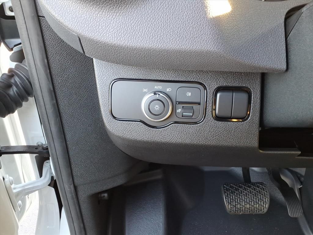 New 2026 Arctic White Mercedes-Benz Cargo 170 WB image 16