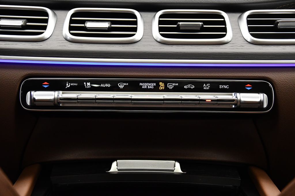 Thumbnail: 2025 Mercedes-Benz GLS - 29