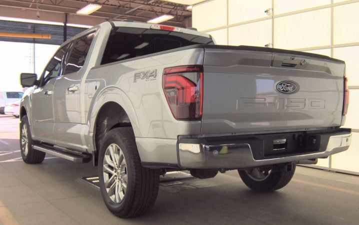 Used 2024 Ford F-150 Lariat 4D SuperCrew