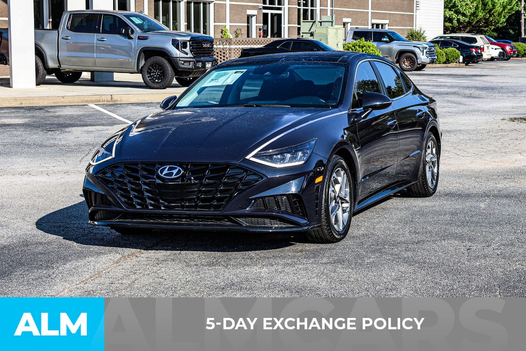 2023 Hyundai Sonata SEL photo 3