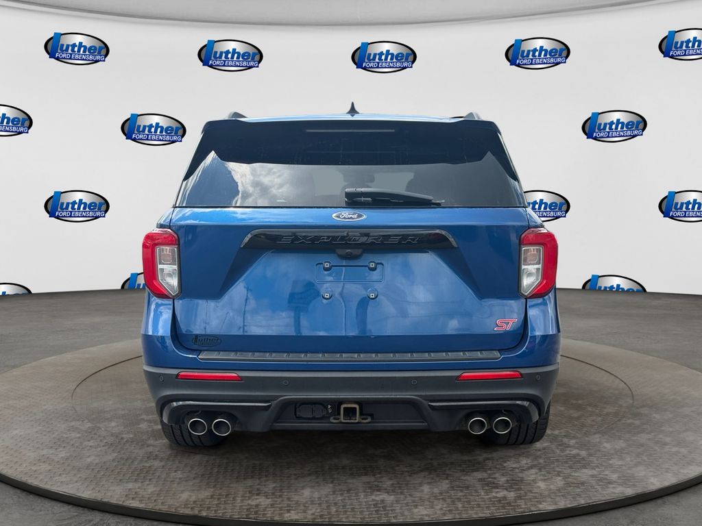 2022 Ford Explorer ST - 3