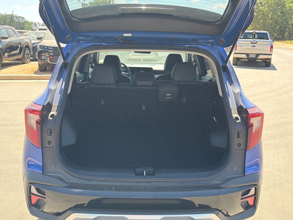 Used 2024 Blue Kia S image 18