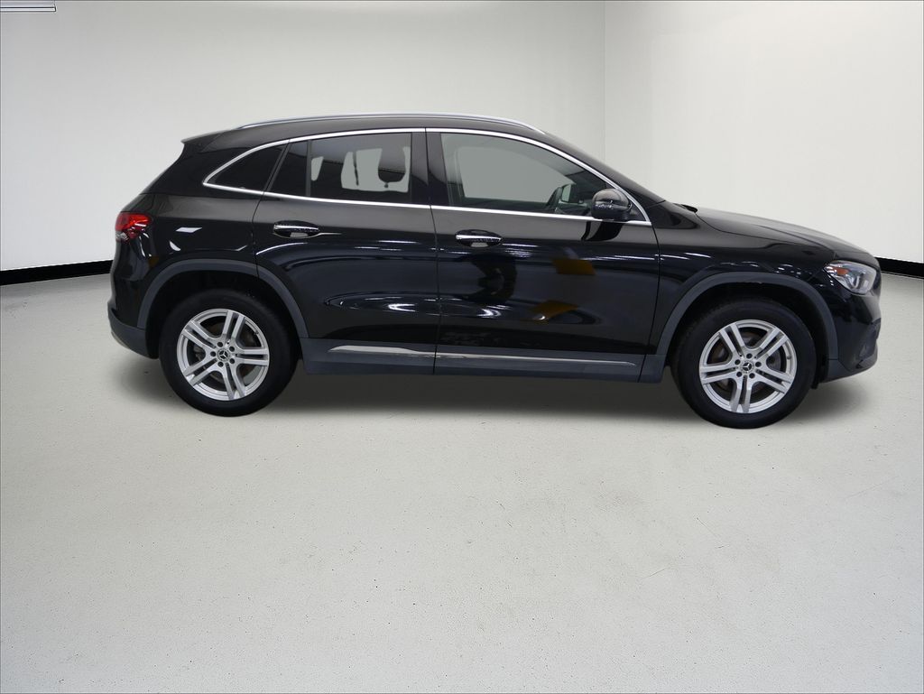 Thumbnail: 2023 Mercedes-Benz GLA - 6