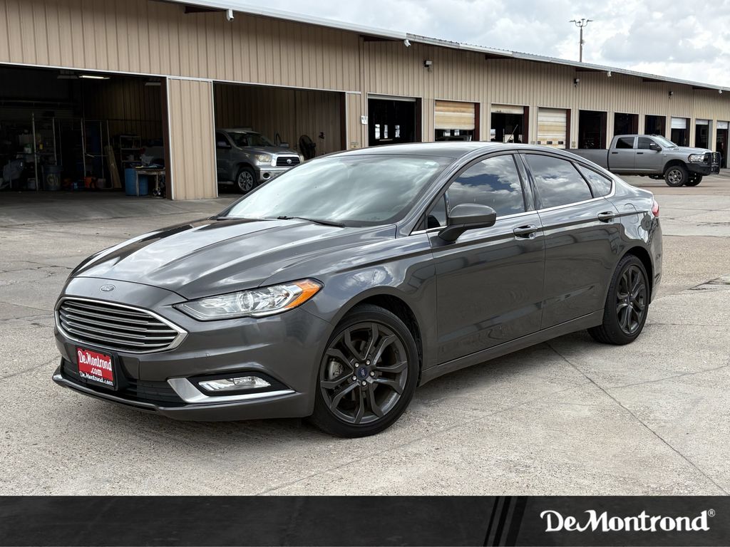 2018 Ford Fusion SE Gray at Community Honda