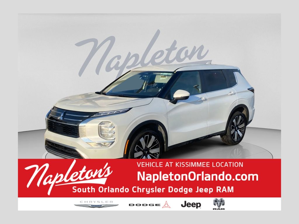 White Diamond 2025 Mitsubishi Outlander SUV / Crossover Front-Wheel Drive Continuously Variable Transmission