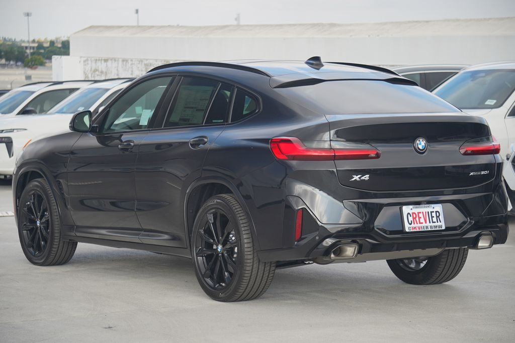 Thumbnail: 2025 BMW X4 - 7