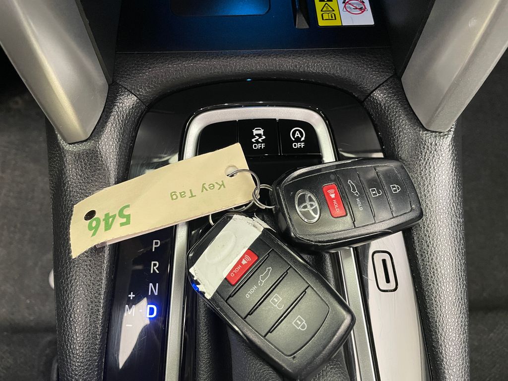 2023 Toyota Corolla Cross XLE 30