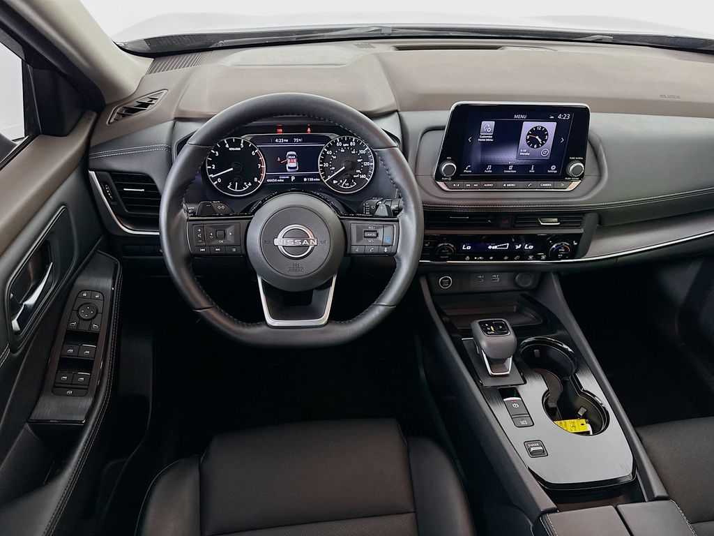 2023 Nissan Rogue SV 22