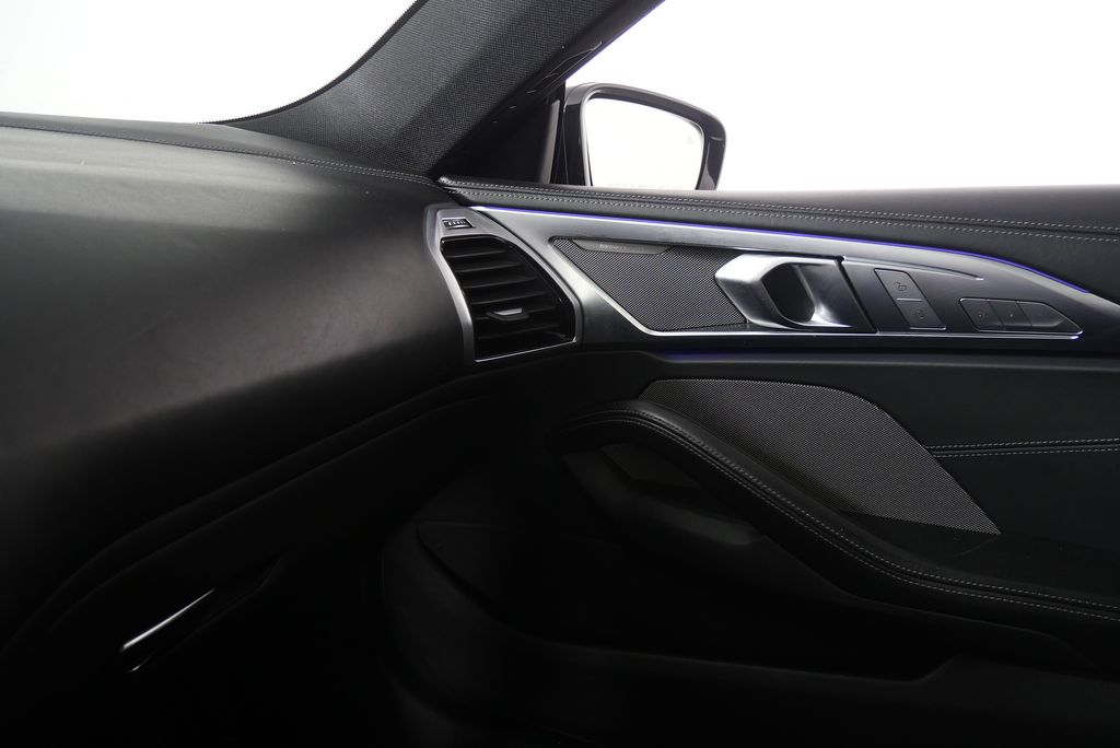 2022 BMW 8 Series  27