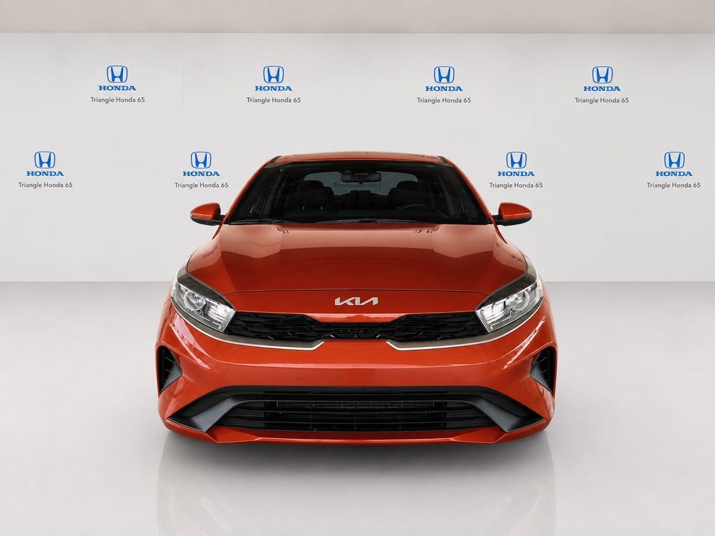 Thumbnail: 2023 Kia Forte - 2