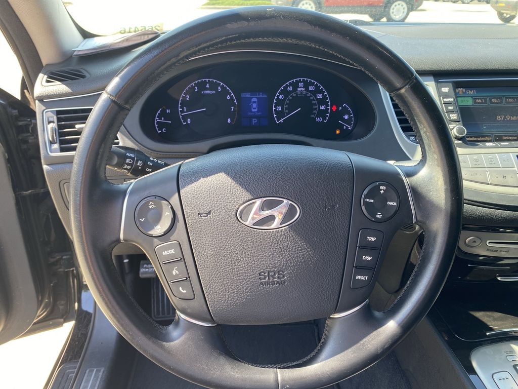 2014 Hyundai Genesis 3.8L photo