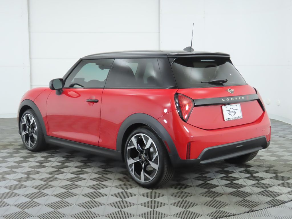 2025 MINI Cooper S 7