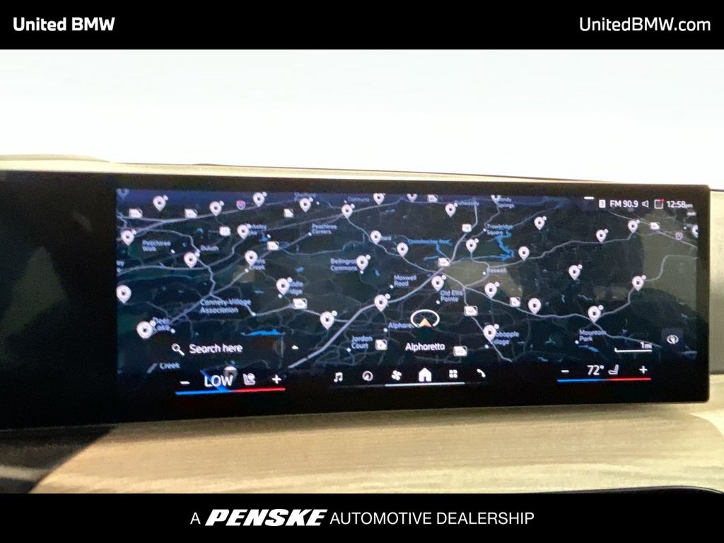 Thumbnail: 2025 BMW 3 Series - 18