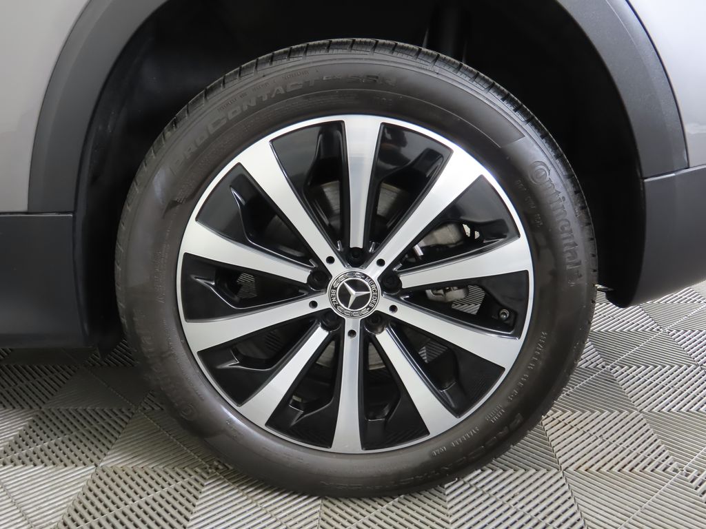 Thumbnail: 2022 Mercedes-Benz GLB - 29