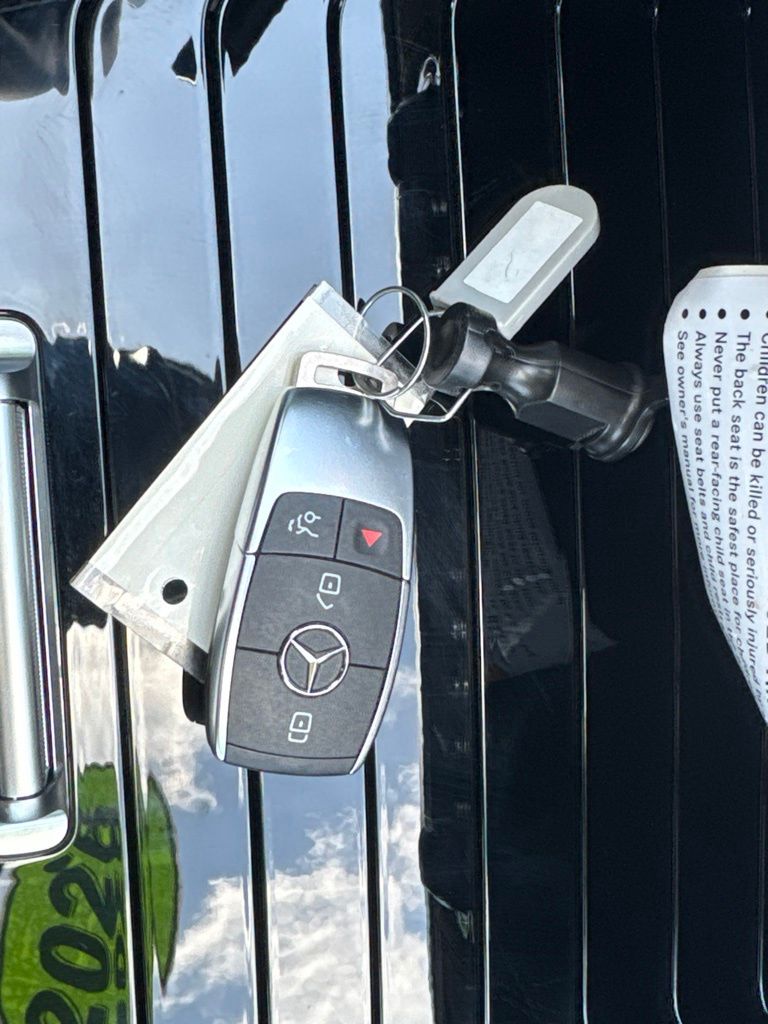 2026 Mercedes-Benz GLE GLE 350 White at John Sisson Motors