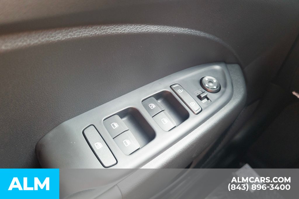 Certified Used 2025 Red Hyundai Limited image 30
