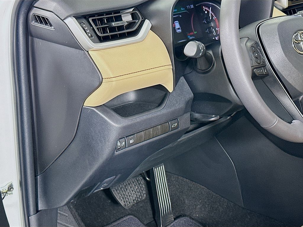 Thumbnail: 2023 Toyota RAV4 - 10