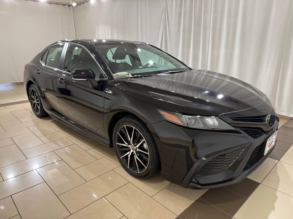 Thumbnail: 2023 Toyota Camry - 7