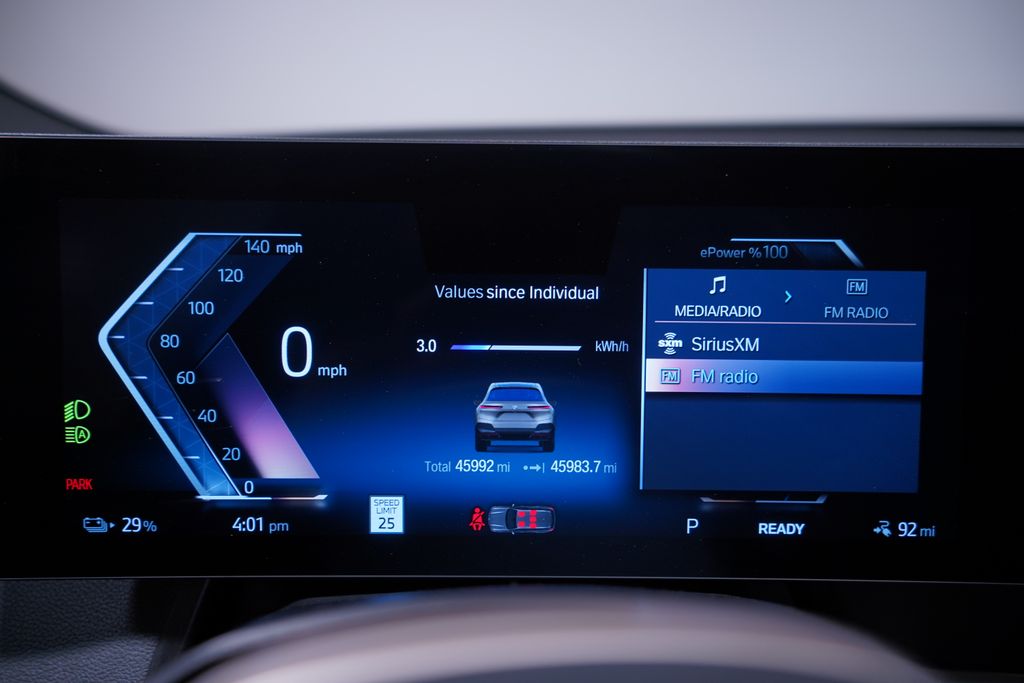 Thumbnail: 2023 BMW iX - 20