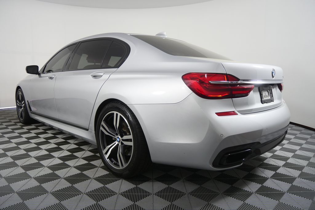 Thumbnail: 2019 BMW 7 Series - 5