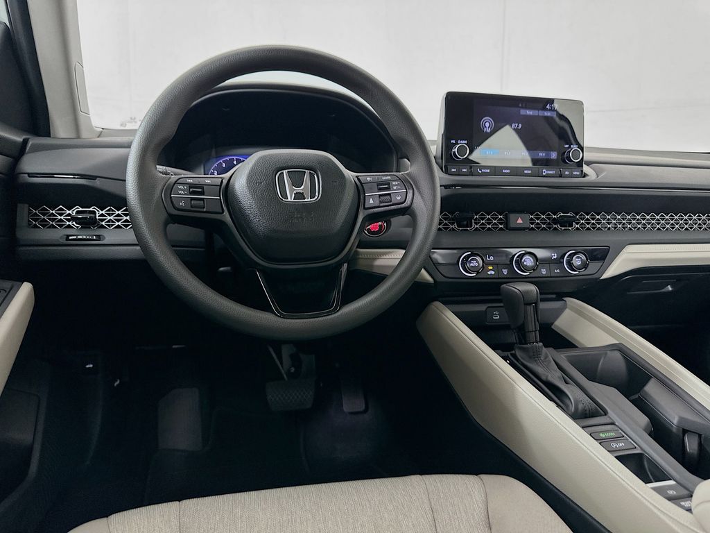 2024 Honda Accord LX 17