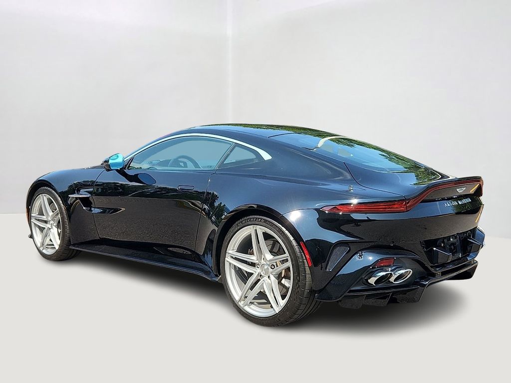 Thumbnail: 2025 Aston Martin Vantage - 6