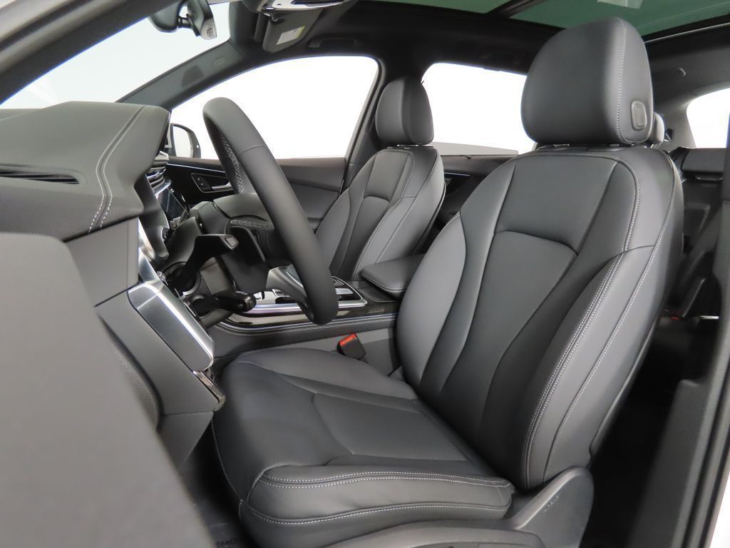 Thumbnail: 2026 Audi Q7 - 31