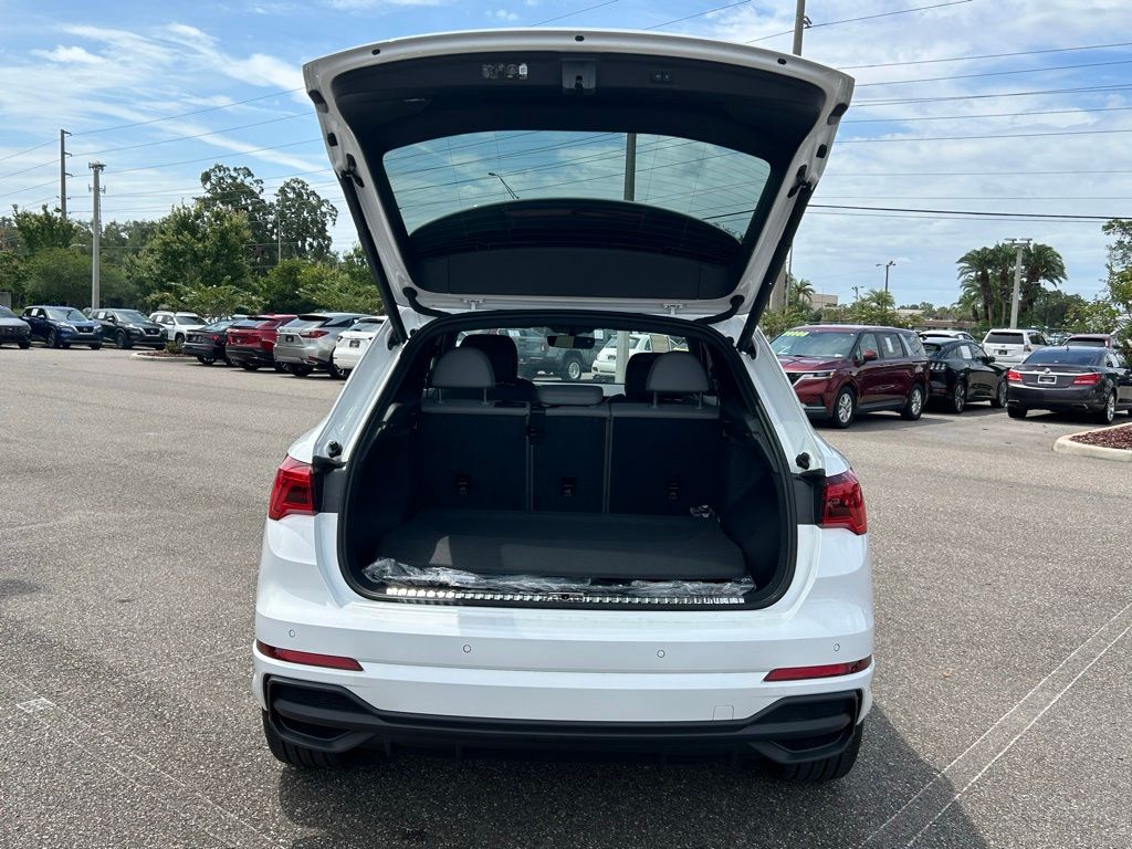 Certified Used 2025 White Audi quattro image 59