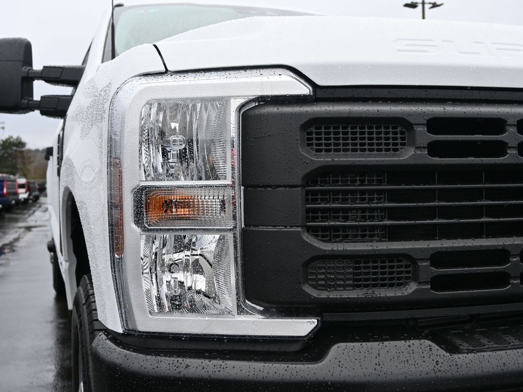 2026 Ford F-350 Super Duty XL