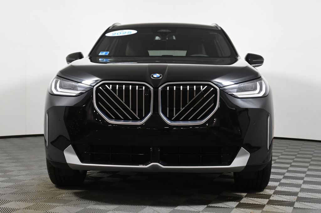 Thumbnail: 2025 BMW X3 - 10