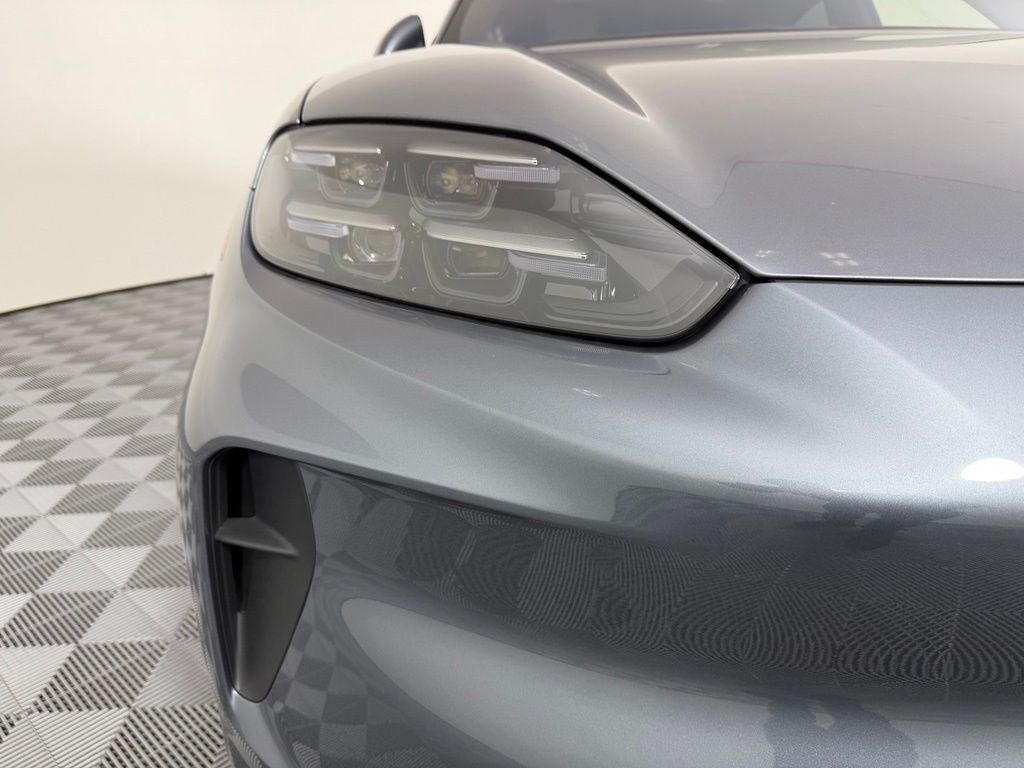 Thumbnail: 2026 Porsche  - 9