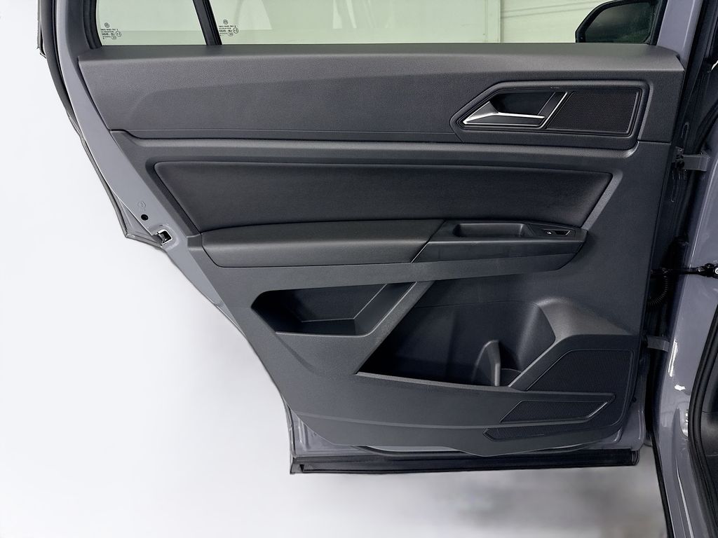 Thumbnail: 2020 Volkswagen Atlas - 24