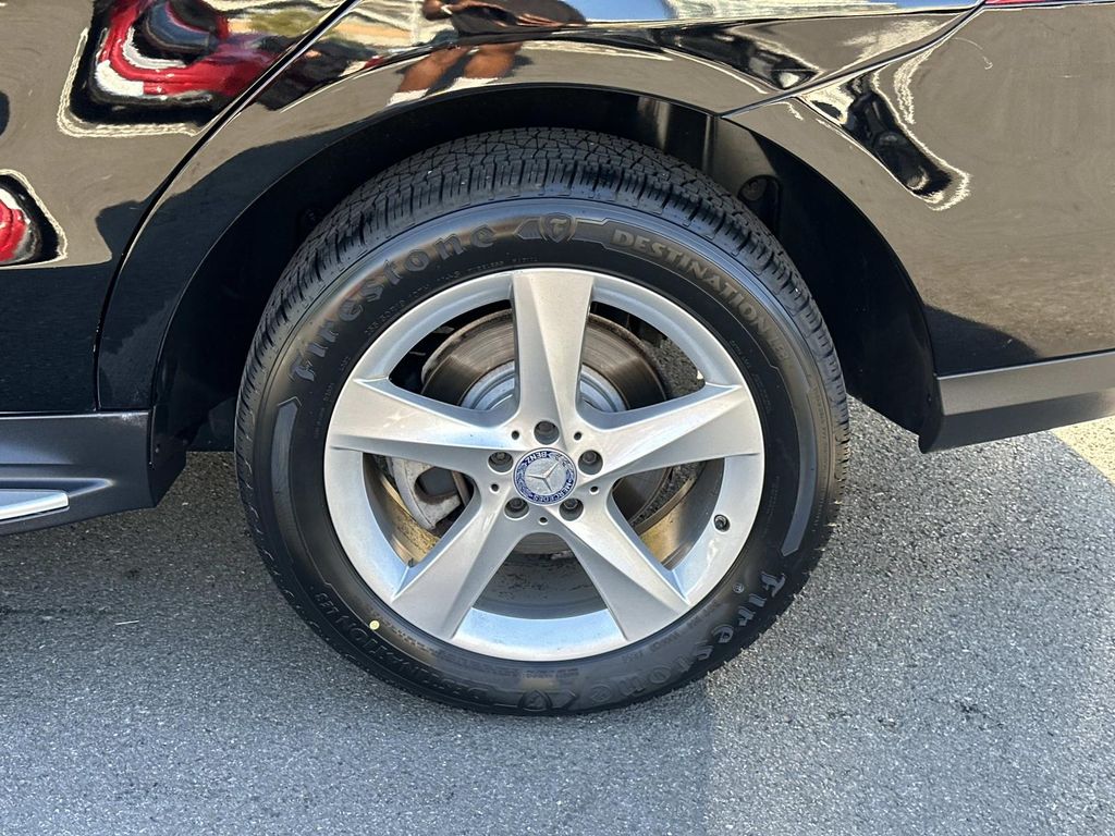 Thumbnail: 2017 Mercedes-Benz GLE - 15