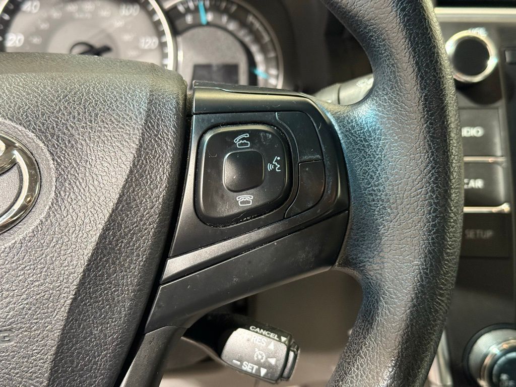 Thumbnail: 2015 Toyota Camry - 22