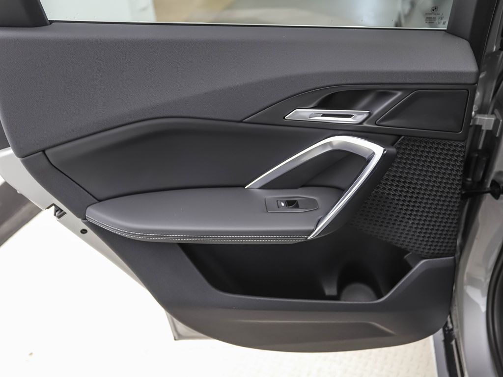 Thumbnail: 2026 BMW X1 - 20