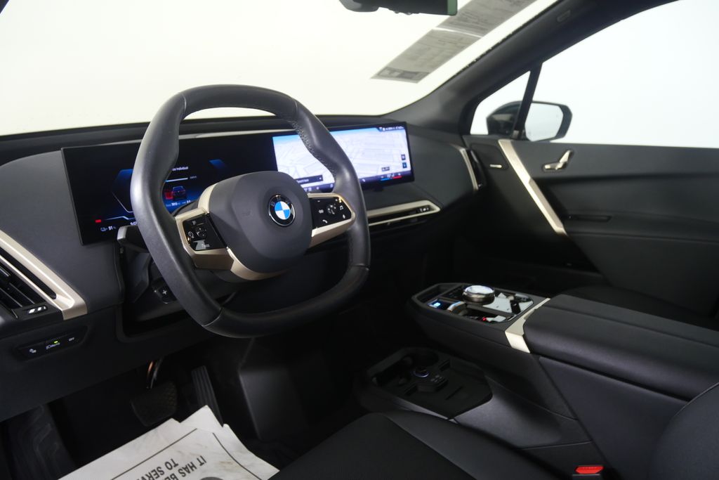 Thumbnail: 2026 BMW iX - 12