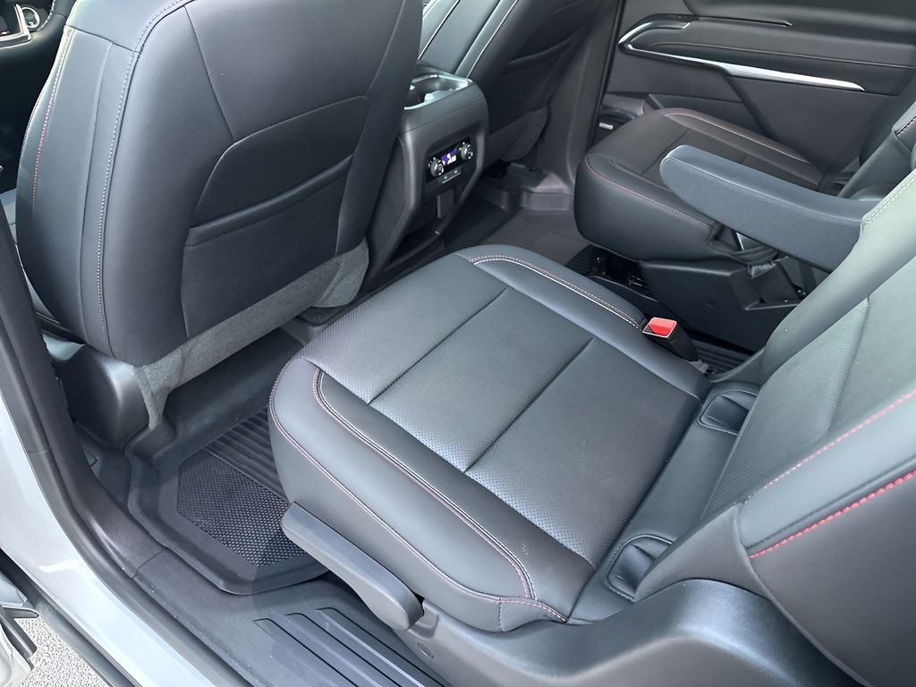 Used Car 2025 Chevrolet Traverse  Z71 For Sale Under $50,000 In Austin, Texas