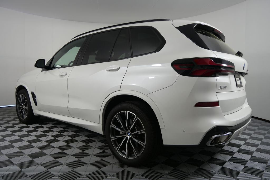 2024 BMW X5 xDrive40i 5