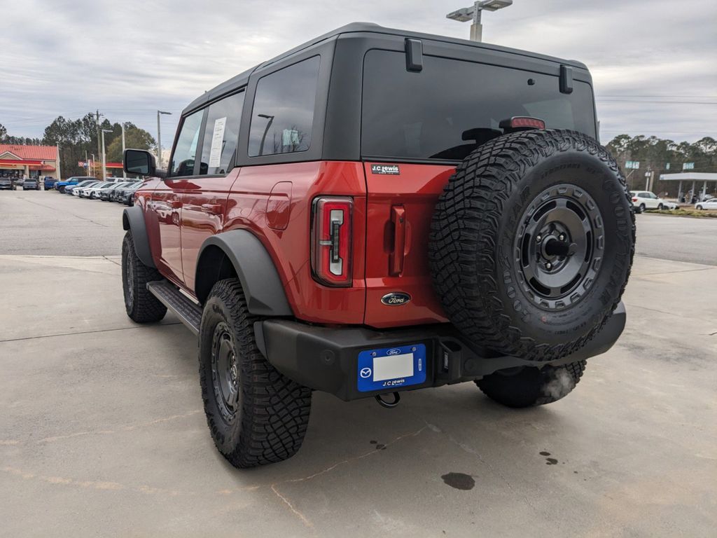 2024 Ford Bronco Outer Banks