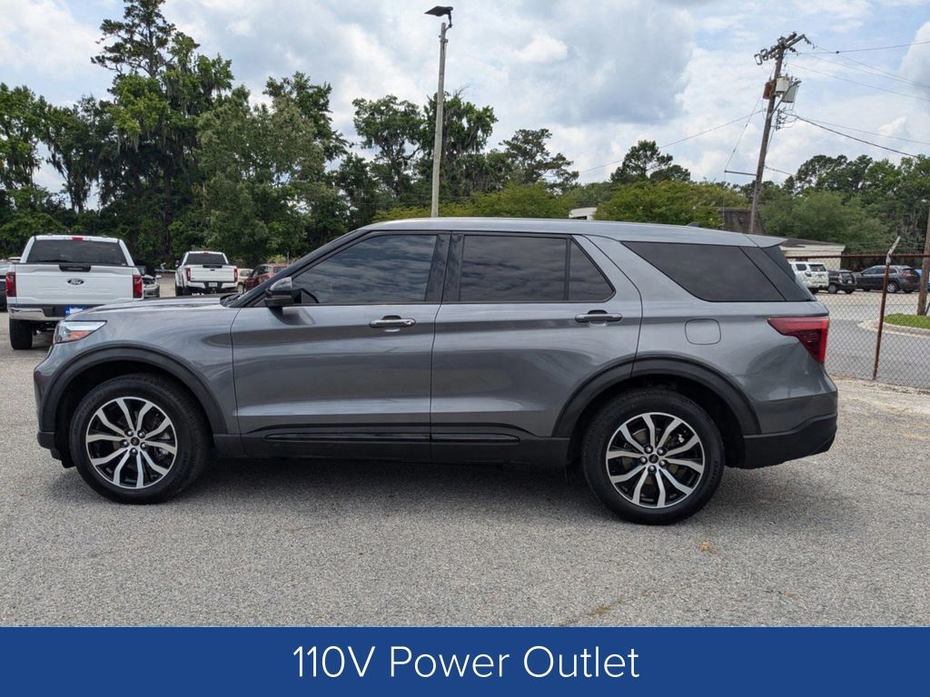 2021 Ford Explorer ST