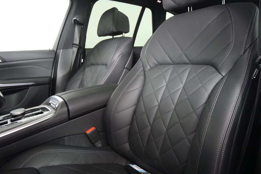 2025 BMW X5 sDrive40i 10