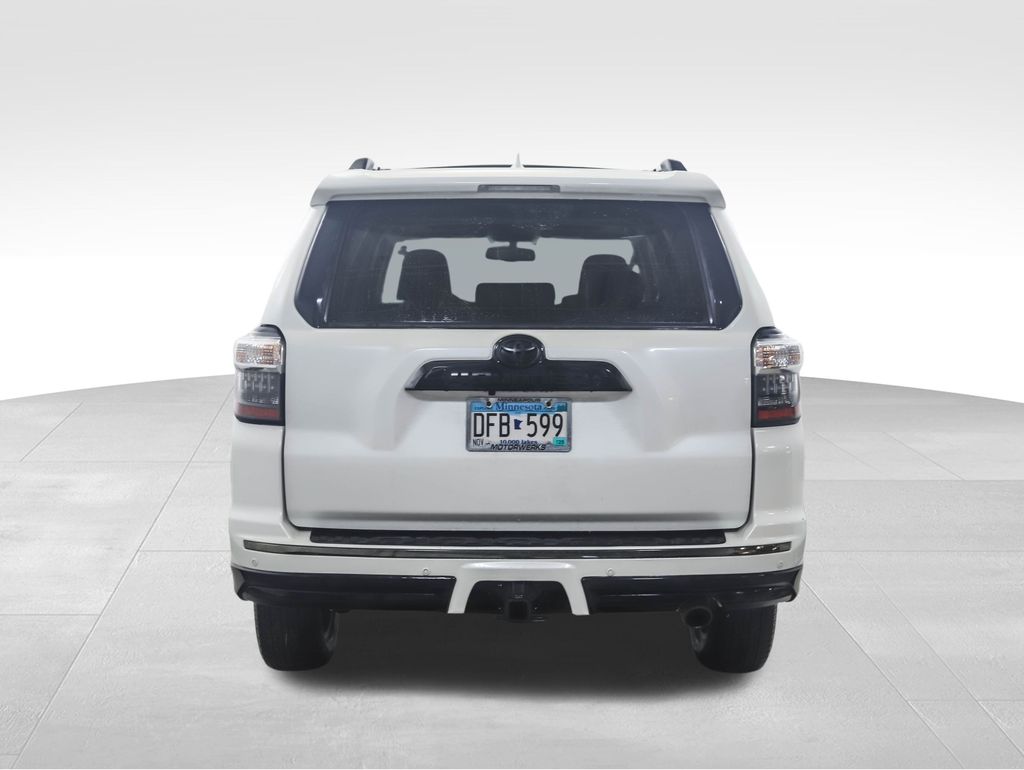 Thumbnail: 2019 Toyota 4Runner - 4