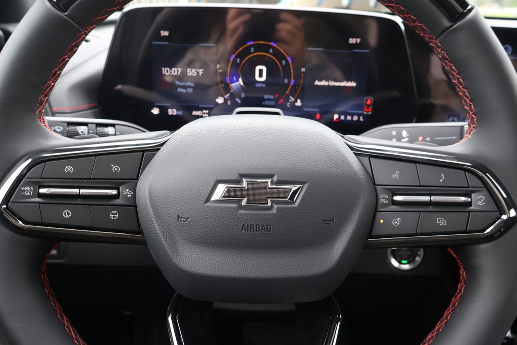2025 Chevrolet Traverse RS 21