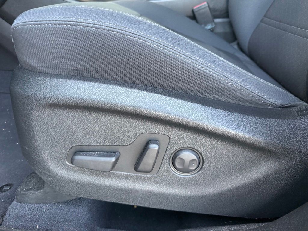 Thumbnail: 2019 Kia Sorento - 15