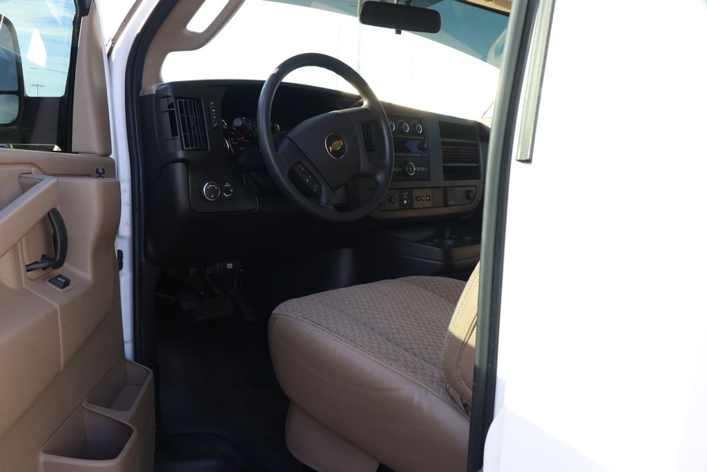 Thumbnail: 2022 Chevrolet Express - 11