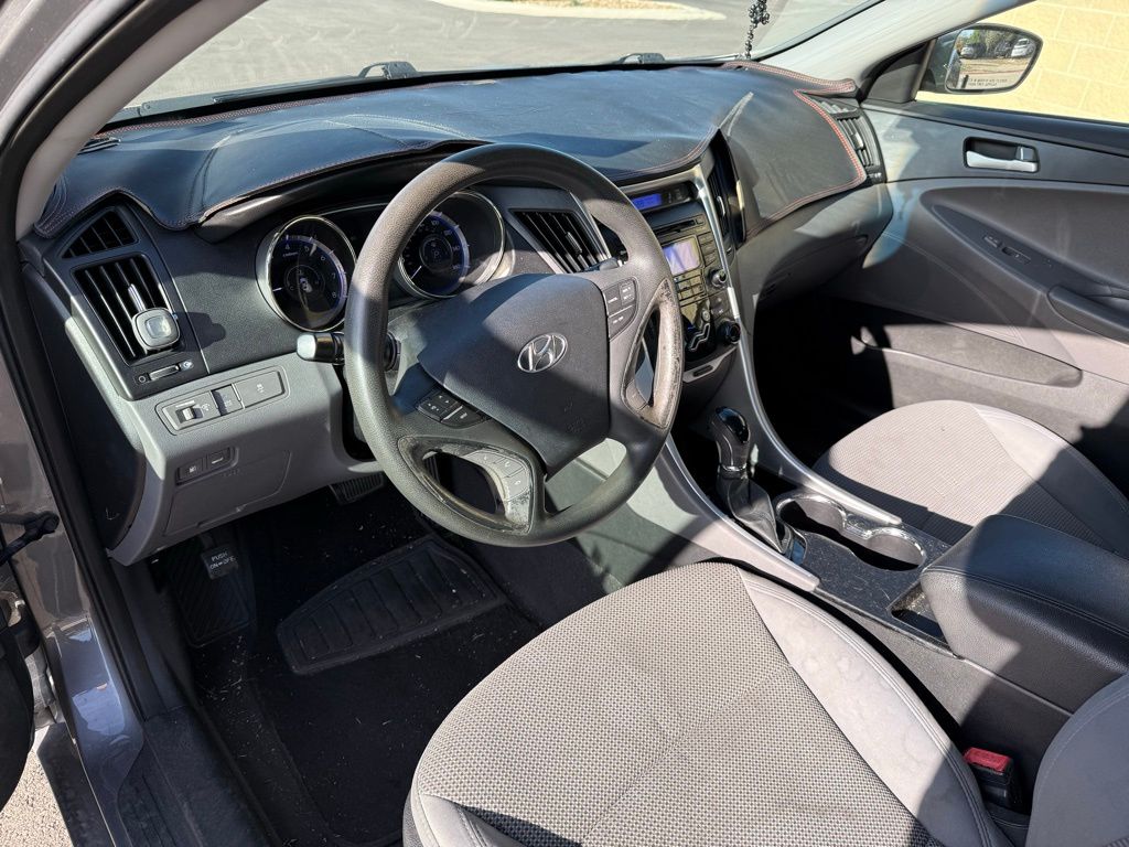 Thumbnail: 2013 Hyundai Sonata - 7