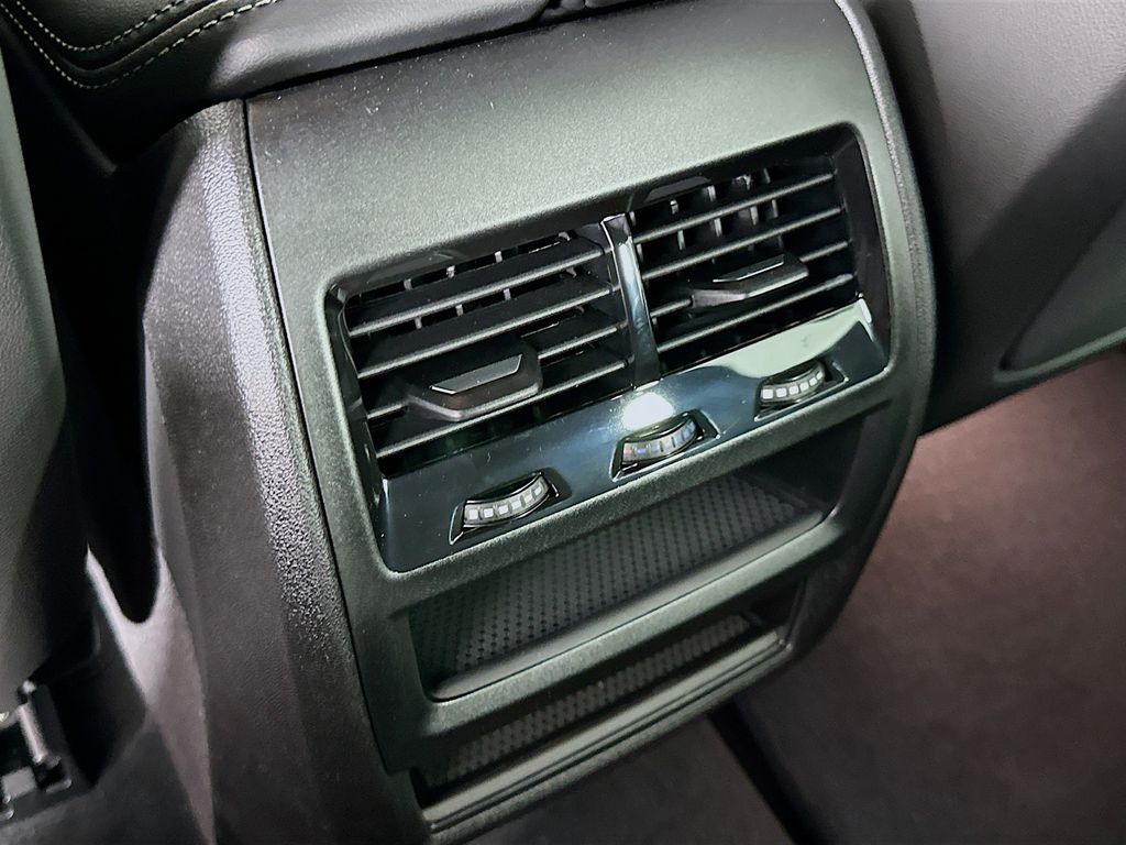 Thumbnail: 2026 BMW X5 - 18