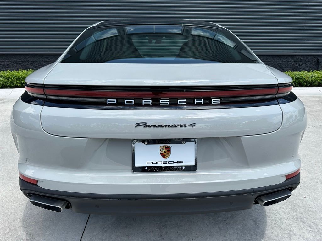 Thumbnail: 2025 Porsche Panamera - 11
